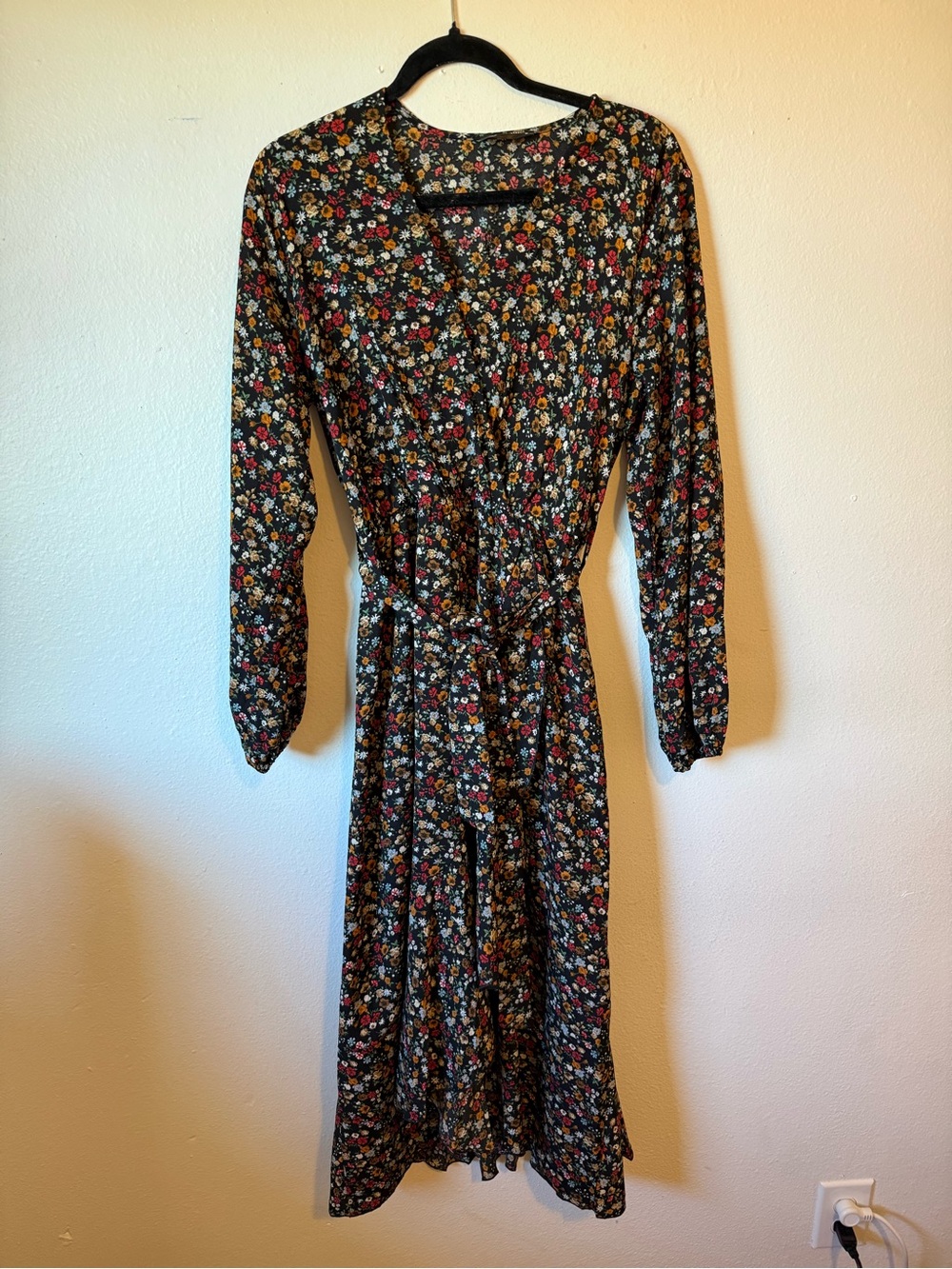 Black Floral Long-Sleeve Midi Dress with Tie Waist